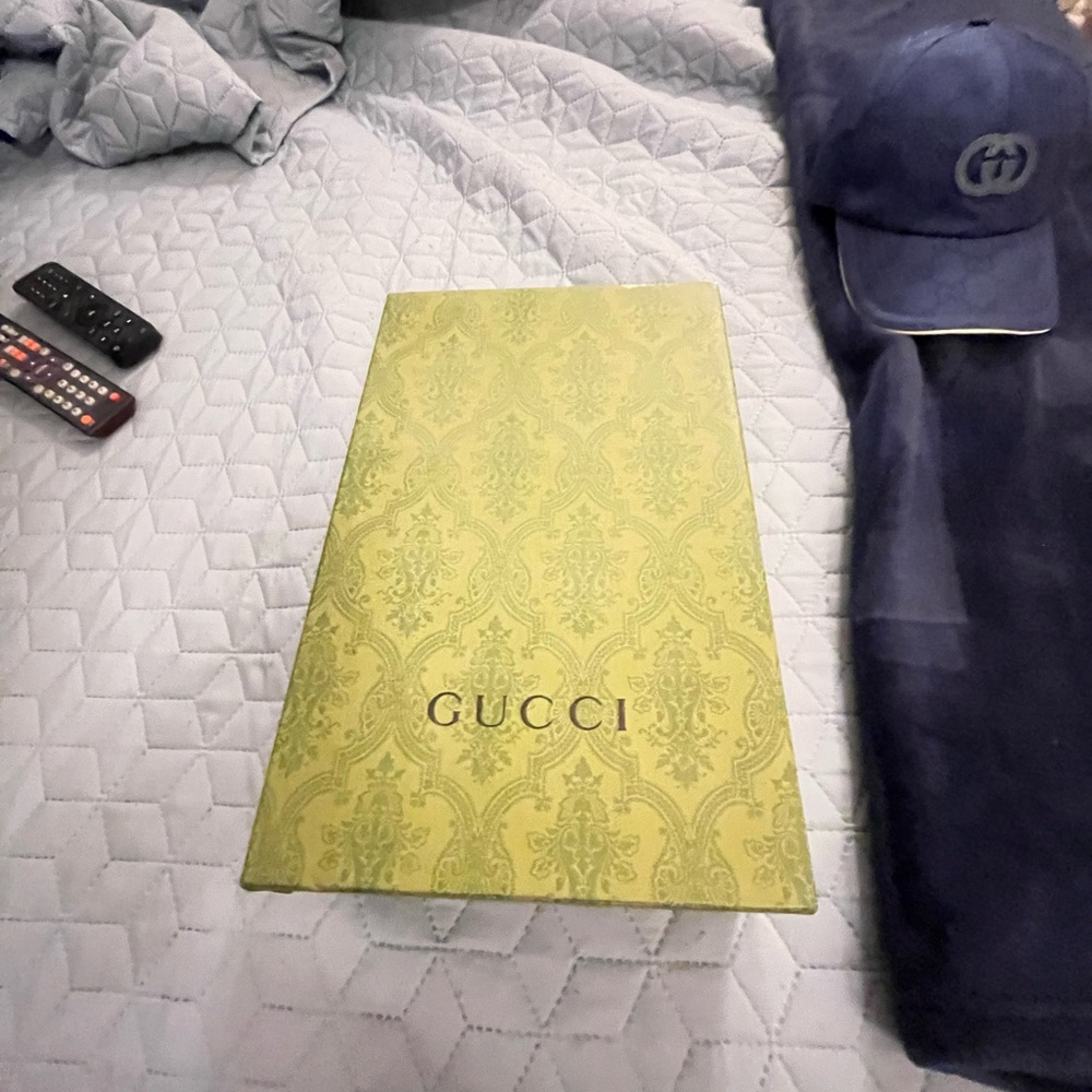 Authentic Gucci Beige Suede ACE Sneakers with Red & Green Web! Beautiful 🇮🇹👟8.5 - Picture 13 of 14
